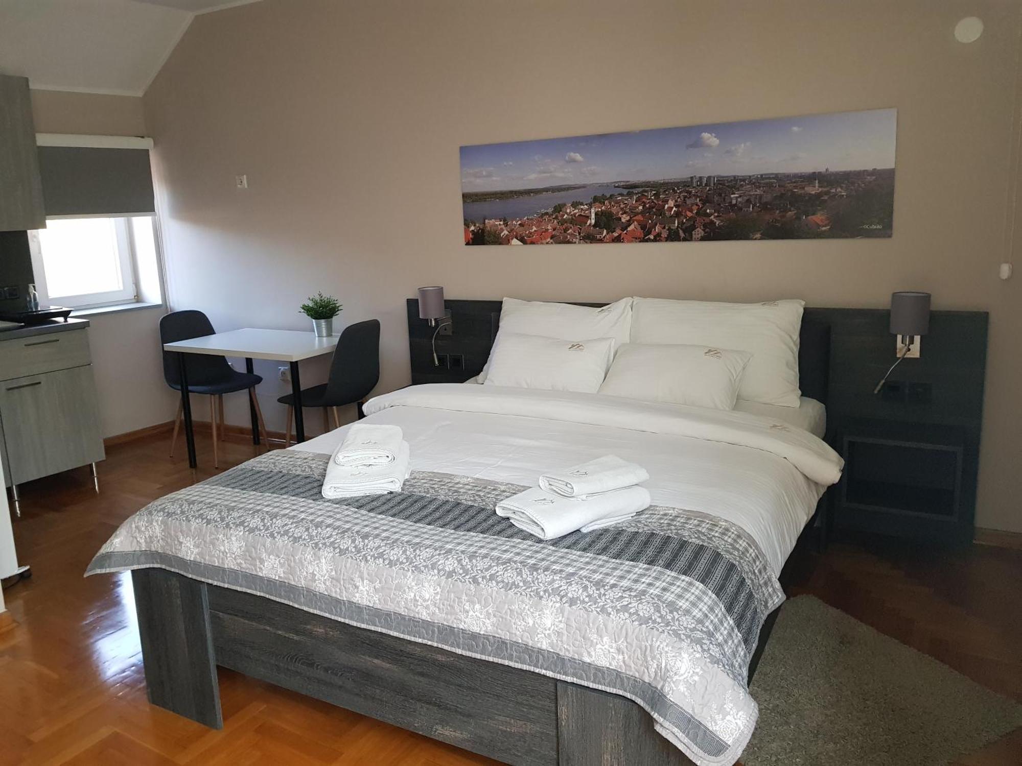 Aleksei Apartmani Belgrado Esterno foto