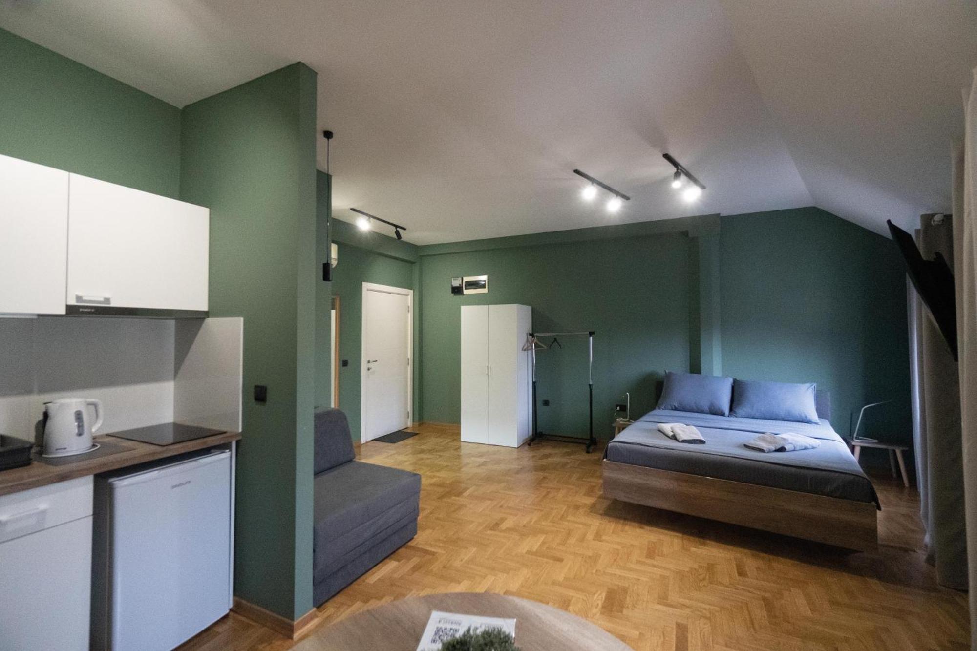 Aleksei Apartmani Belgrado Esterno foto