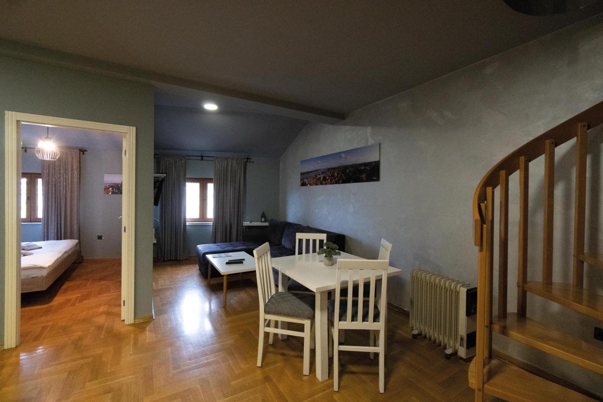 Aleksei Apartmani Belgrado Esterno foto