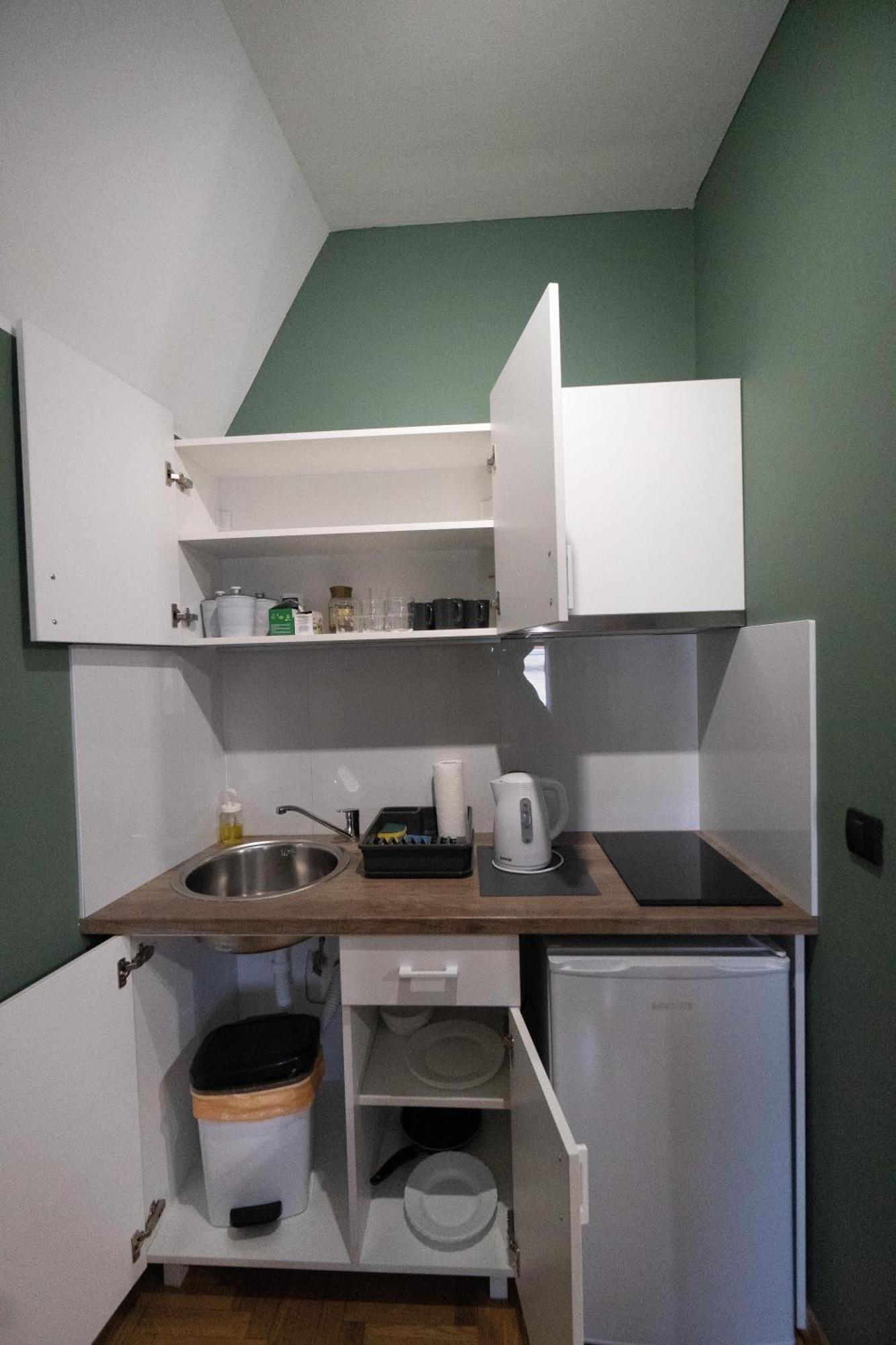 Aleksei Apartmani Belgrado Esterno foto