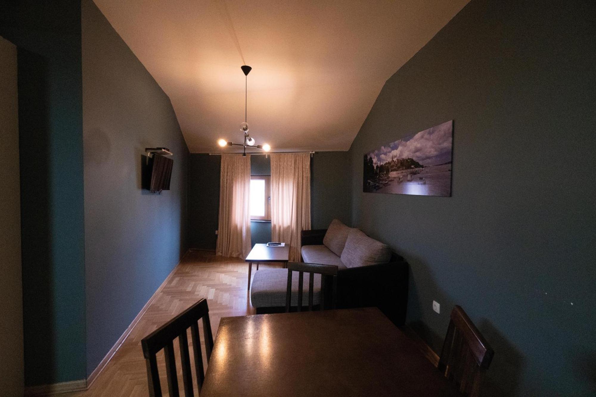 Aleksei Apartmani Belgrado Esterno foto