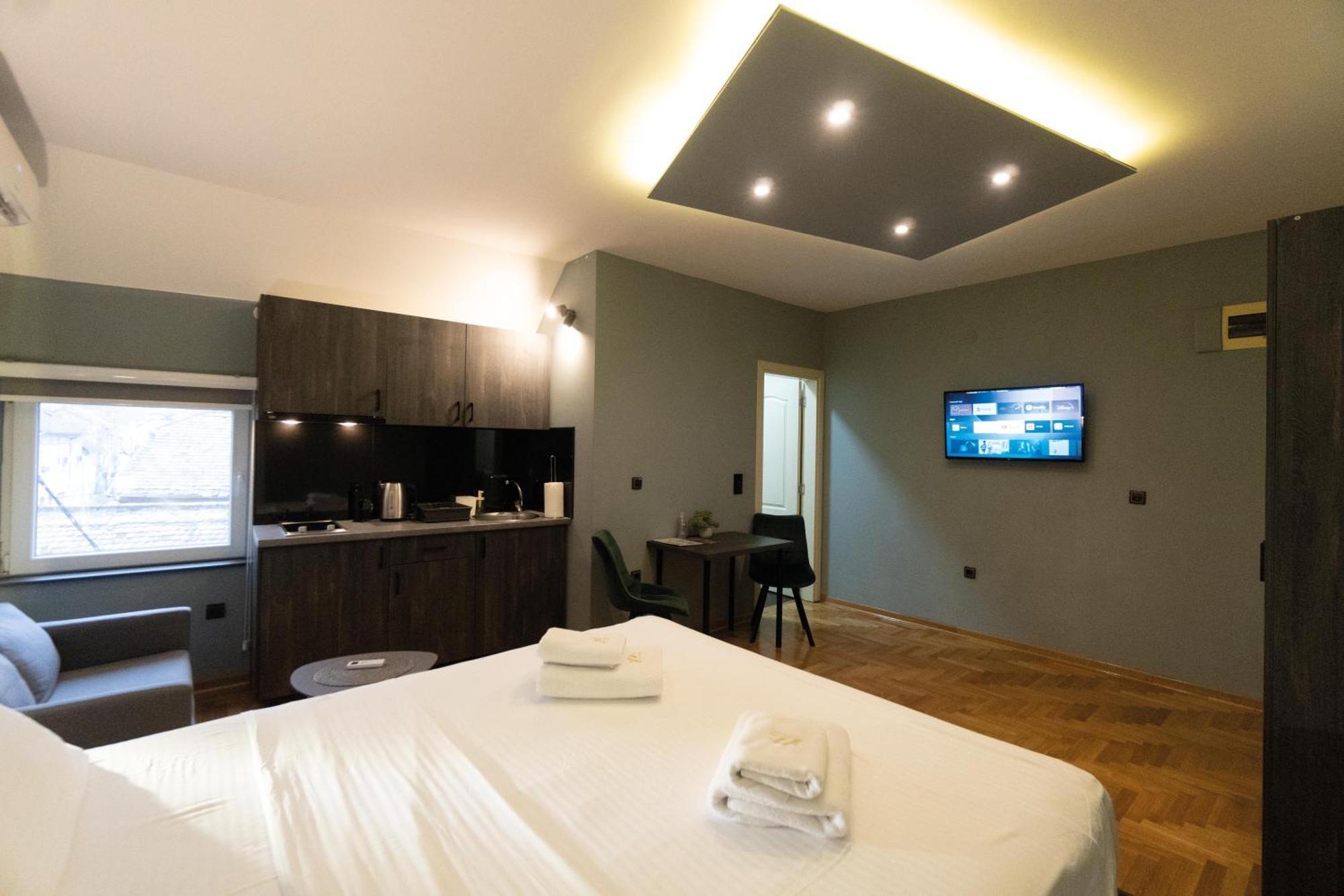 Aleksei Apartmani Belgrado Esterno foto