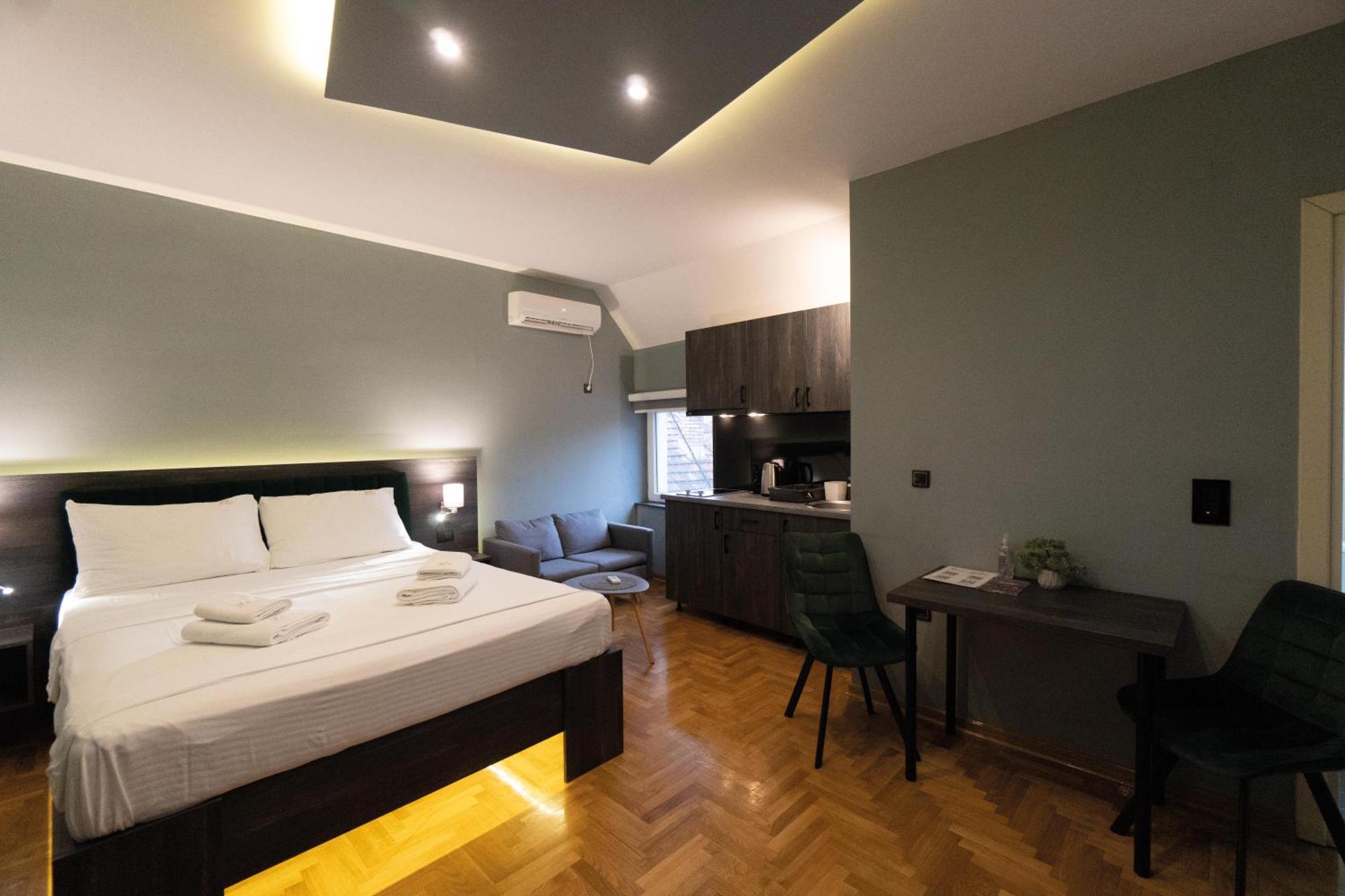 Aleksei Apartmani Belgrado Esterno foto
