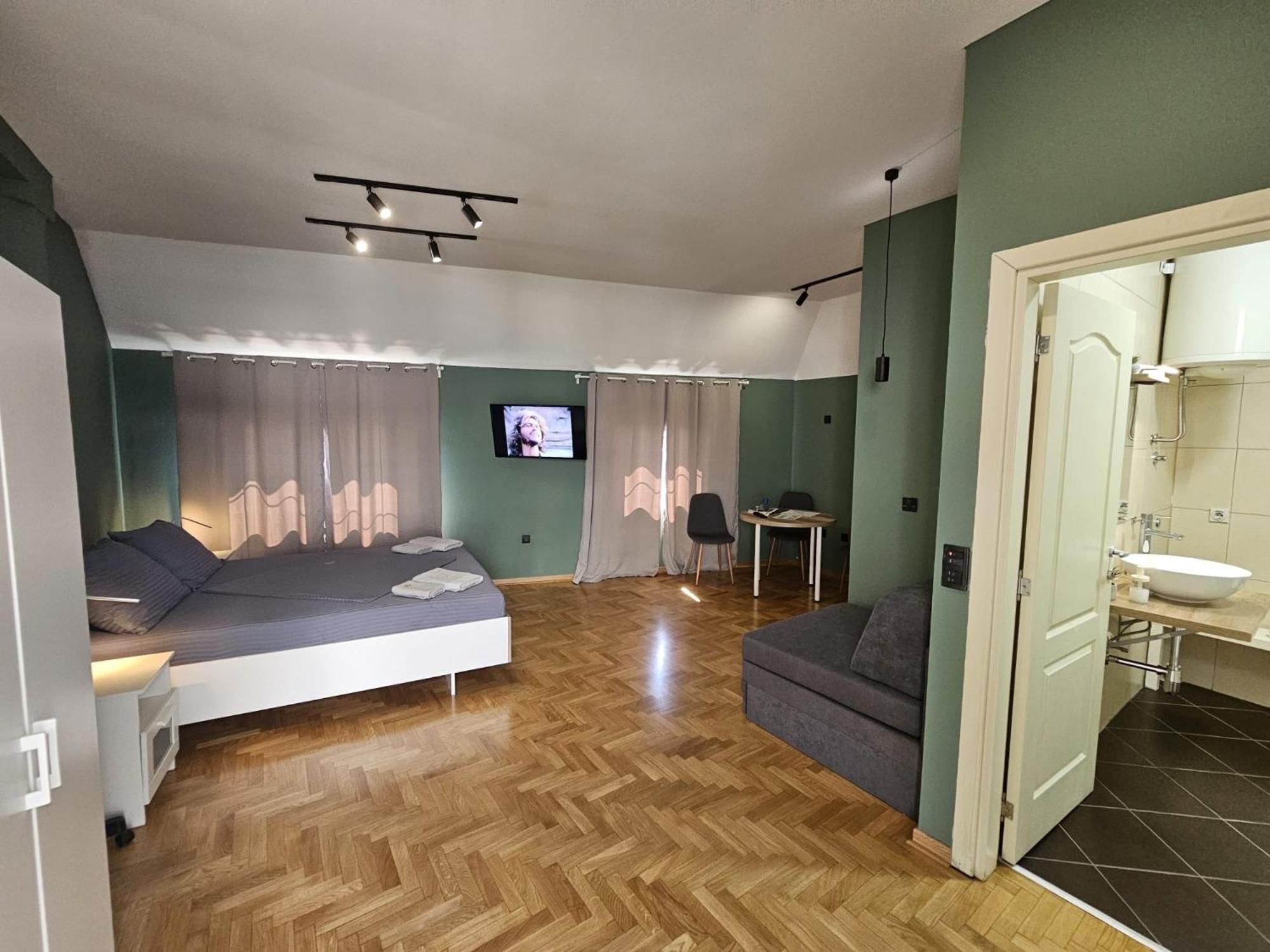 Aleksei Apartmani Belgrado Esterno foto