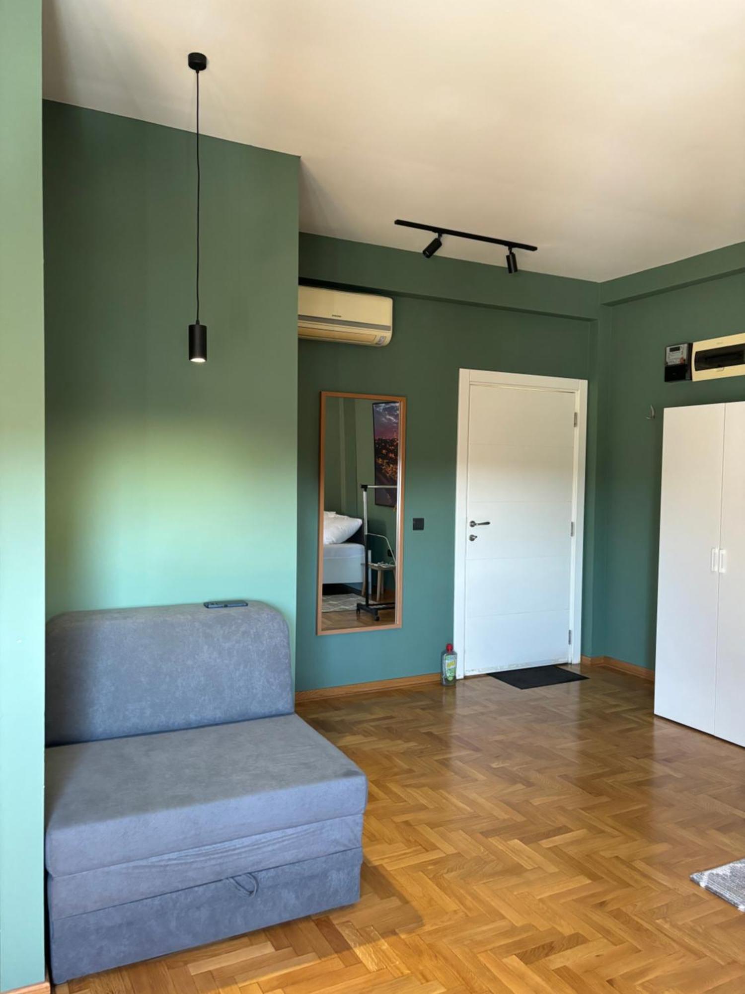 Aleksei Apartmani Belgrado Esterno foto