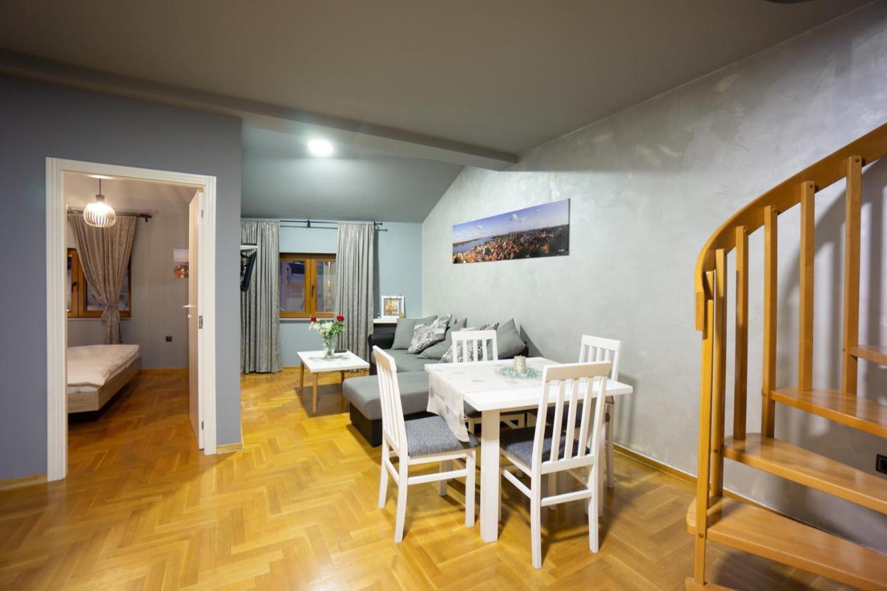 Aleksei Apartmani Belgrado Esterno foto