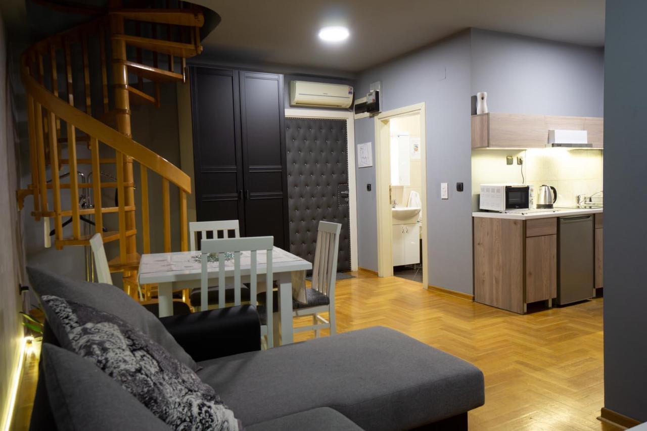 Aleksei Apartmani Belgrado Esterno foto
